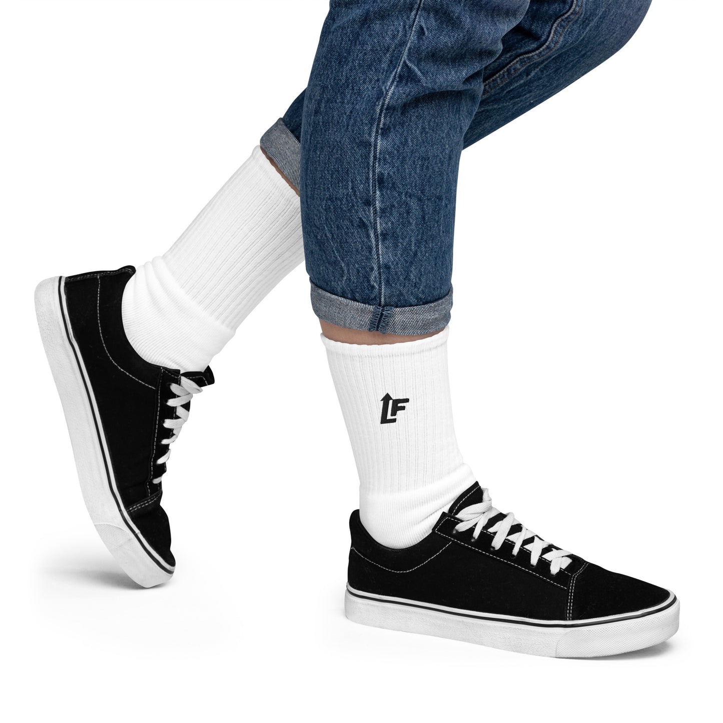 LIVE FIT CREW SOCKS (WHT)