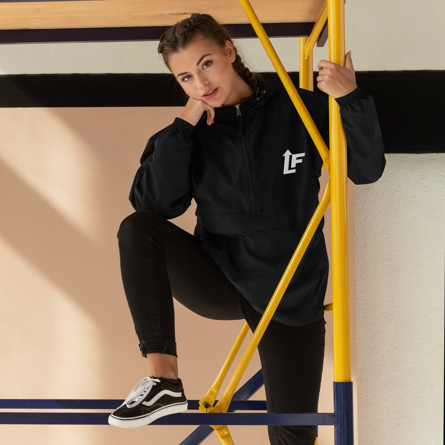 LIVE FIT HALF ZIP